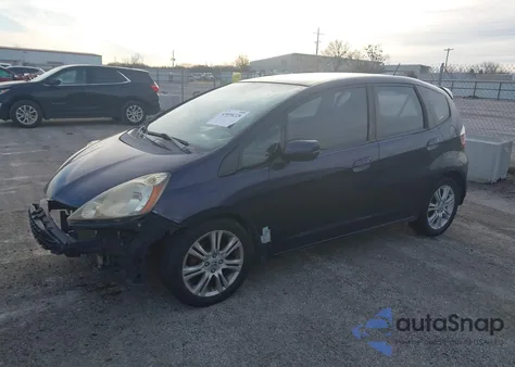 2009 Honda Fit Sport from USA, damaged, VIN JHMGE88409S075206